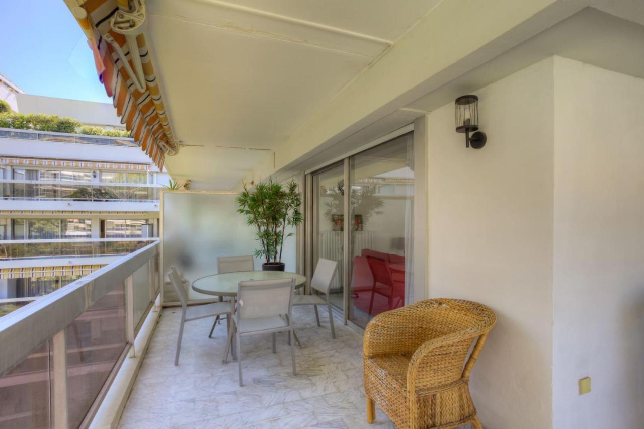 Les Lauriers Private Apartment Antibes Zewnętrze zdjęcie